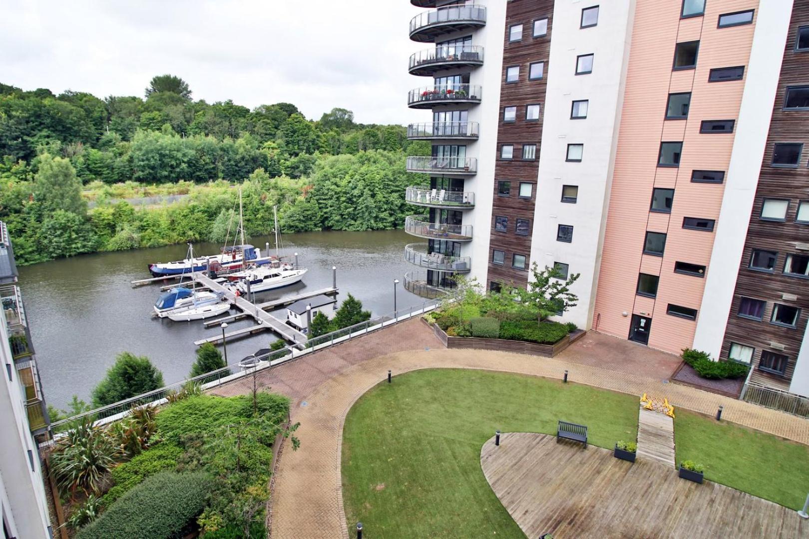 Perfect Getaway In Cardiff Marina Apartment Ngoại thất bức ảnh