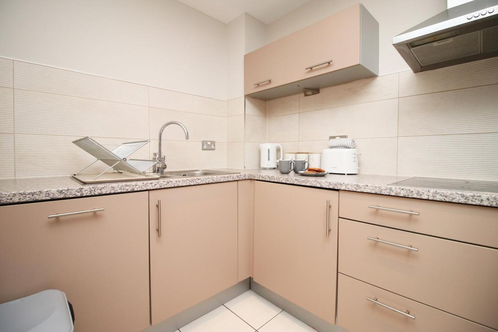Perfect Getaway In Cardiff Marina Apartment Ngoại thất bức ảnh